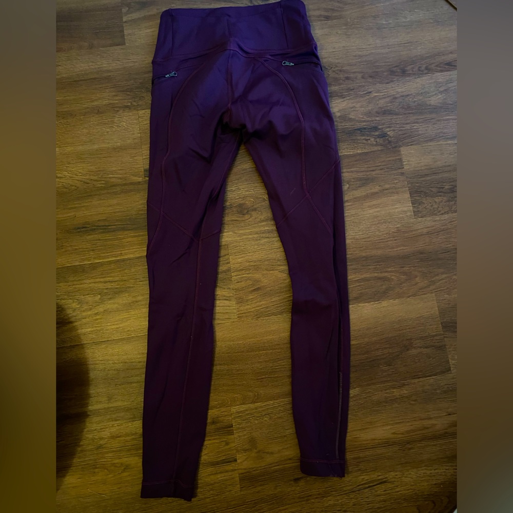 Lululemon running tight size 6